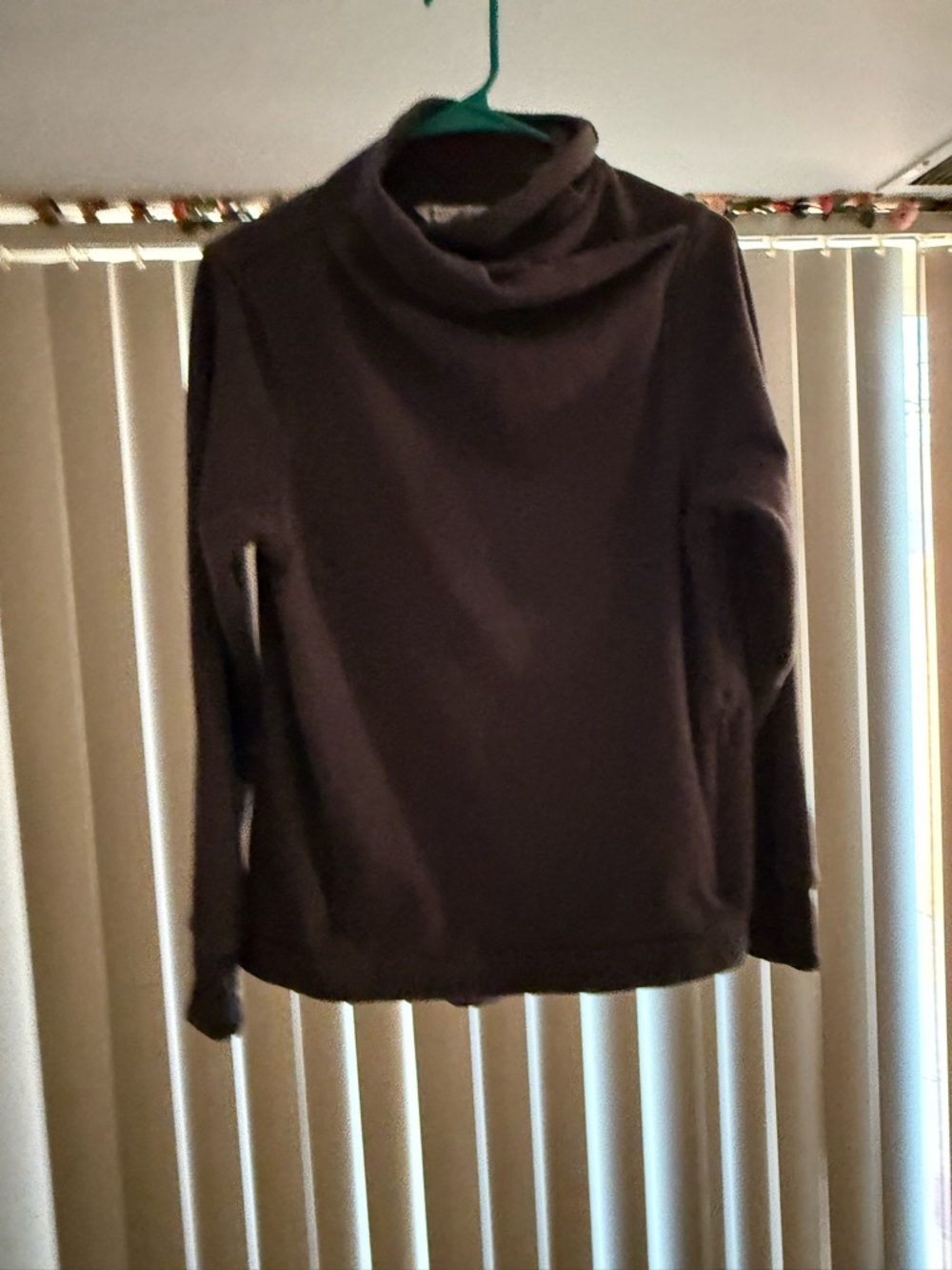 Athleta Women's Cozy Karma Side Zip Funnel Neck Pullover Sweatshirt Size Small - Picture 4 of 9